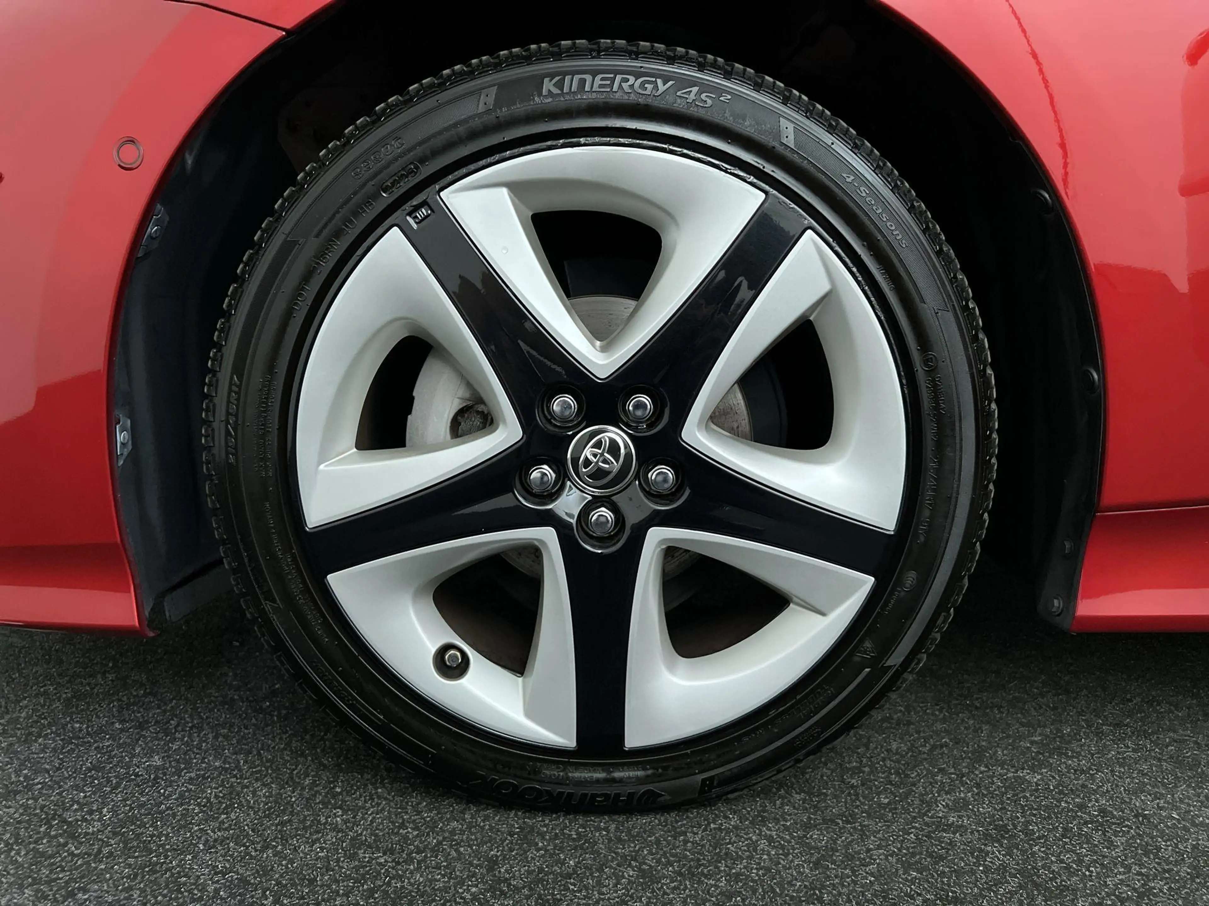 Toyota Prius 1.8 Executive — photo 10