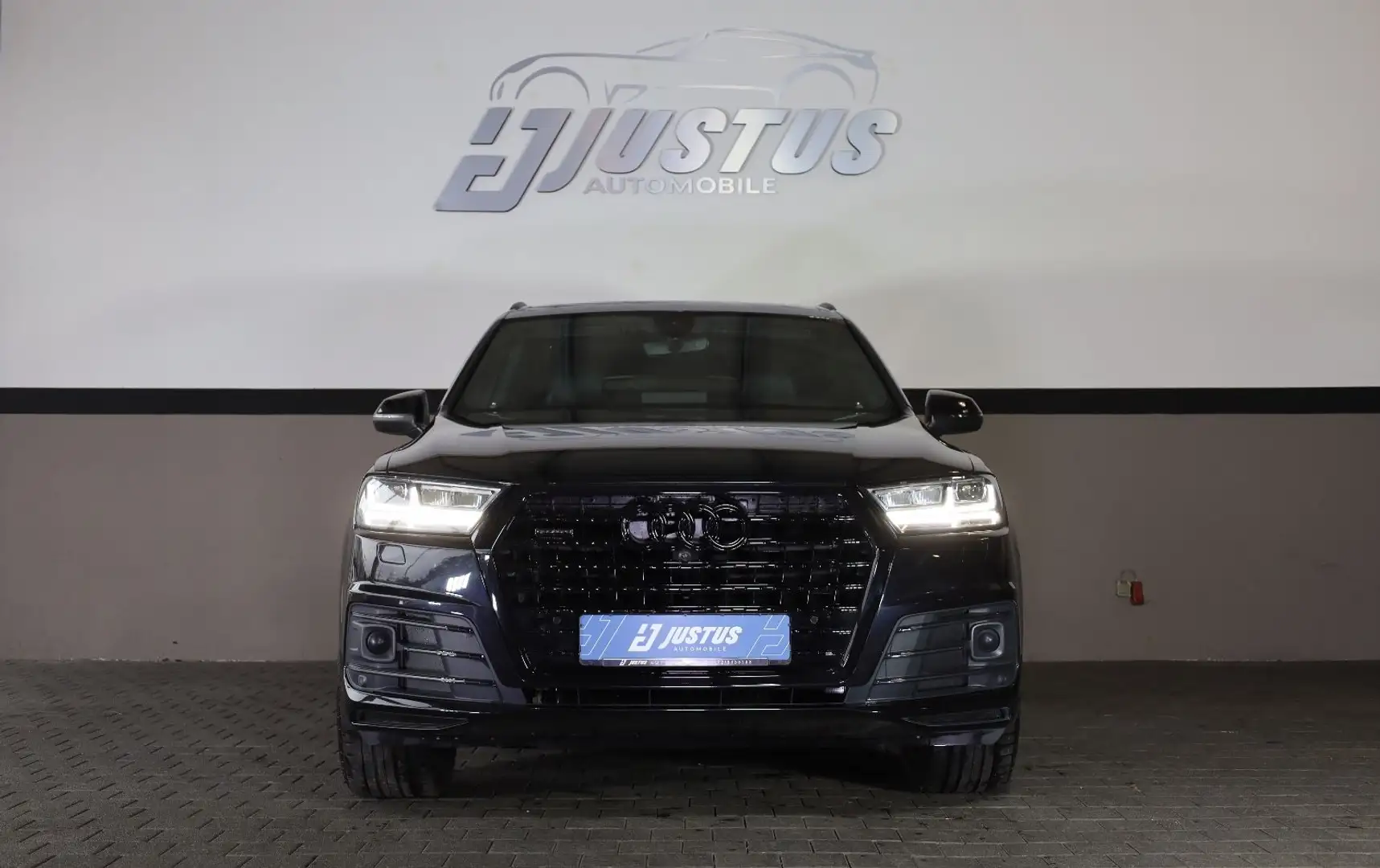 Audi Q7 3.0TFSI/360*/AHK/7-Sitzer/B&O/ACC/SHZ/SBL/R20 Schwarz - 2