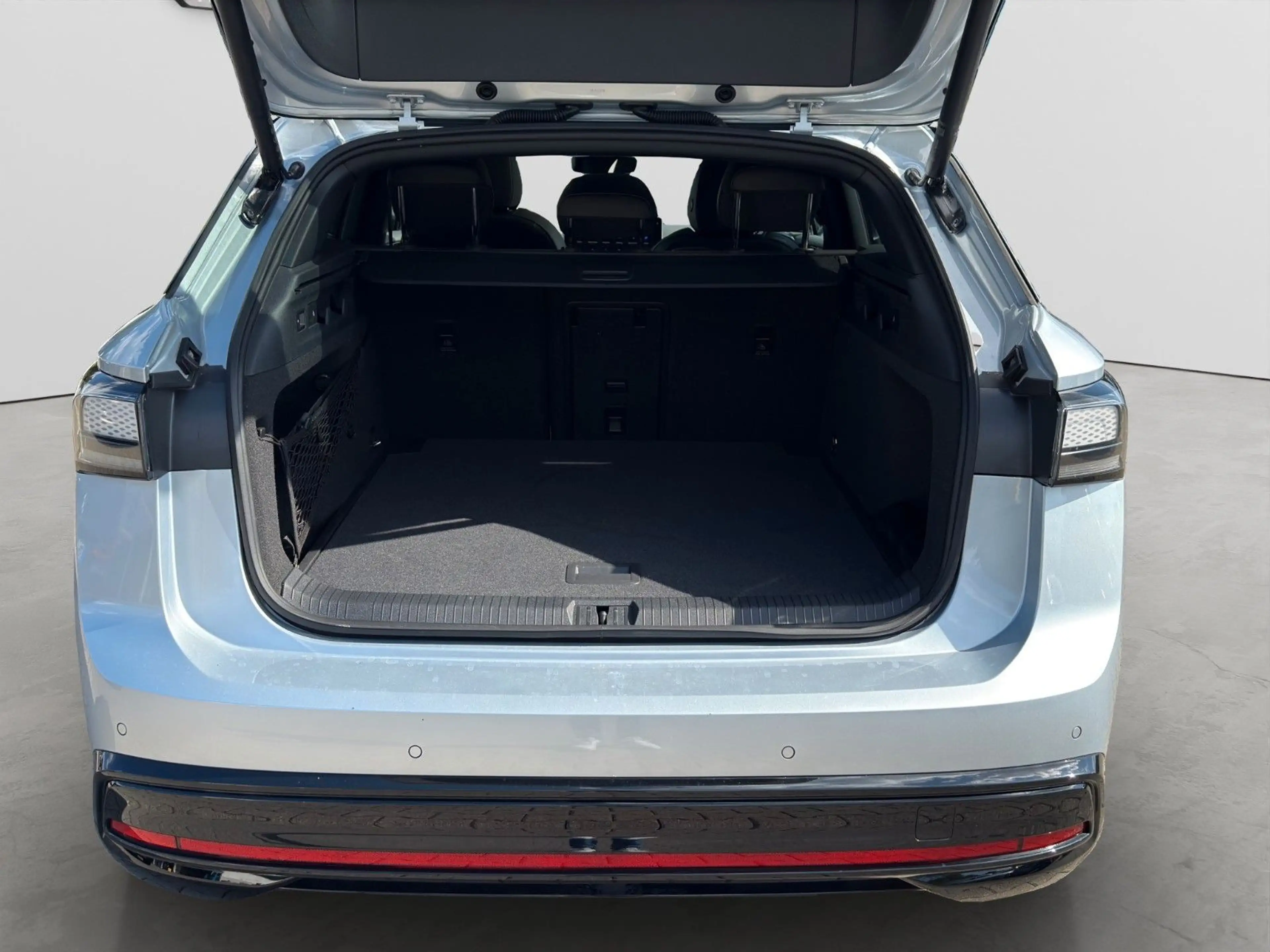 Volkswagen ID.7 Tourer Pro S 210 kW I AHK PANO HUD IQ.LIGHT — photo 21