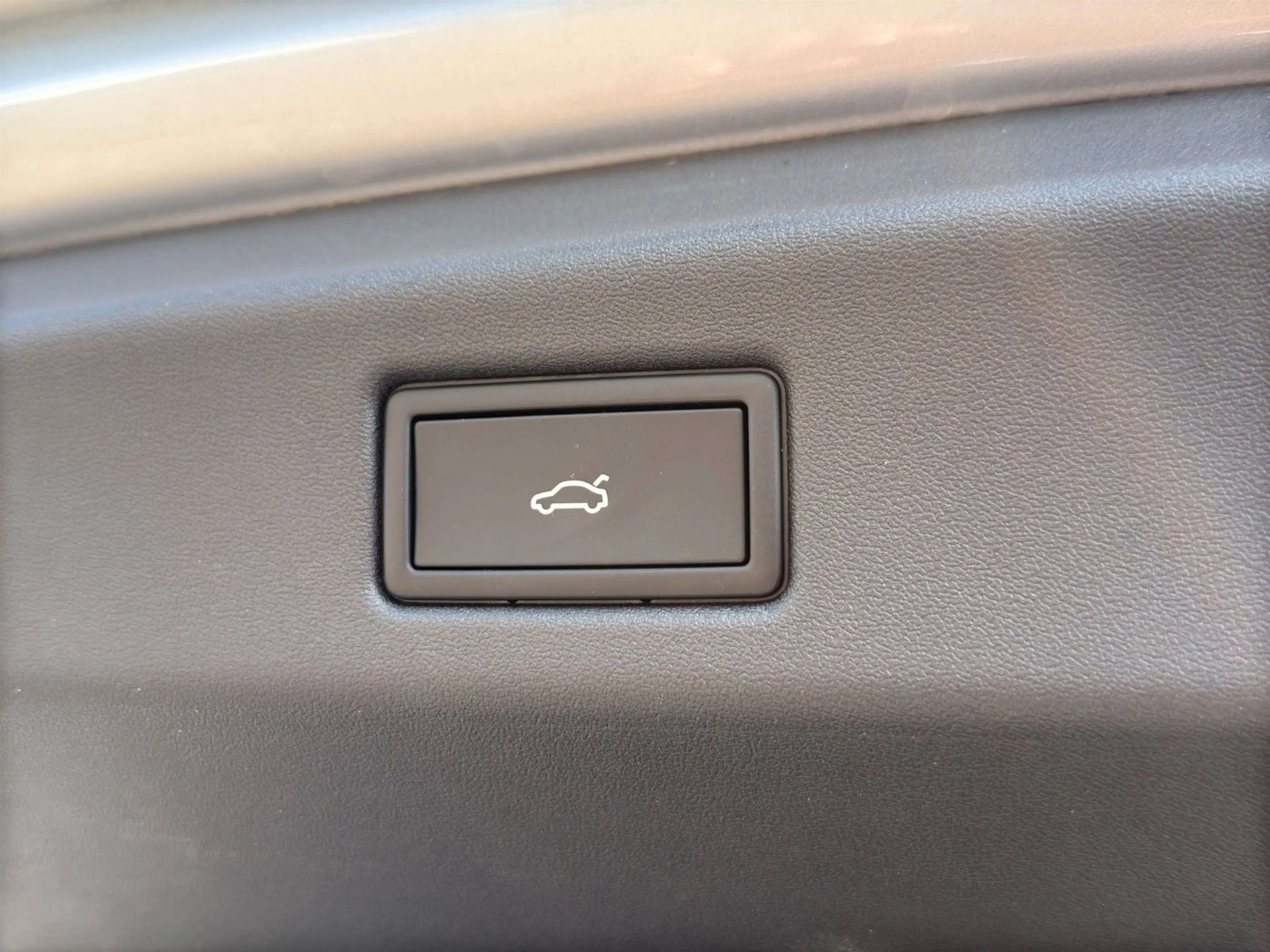 Volkswagen ID.7 Tourer Pro S 210 kW I AHK PANO HUD IQ.LIGHT — photo 28