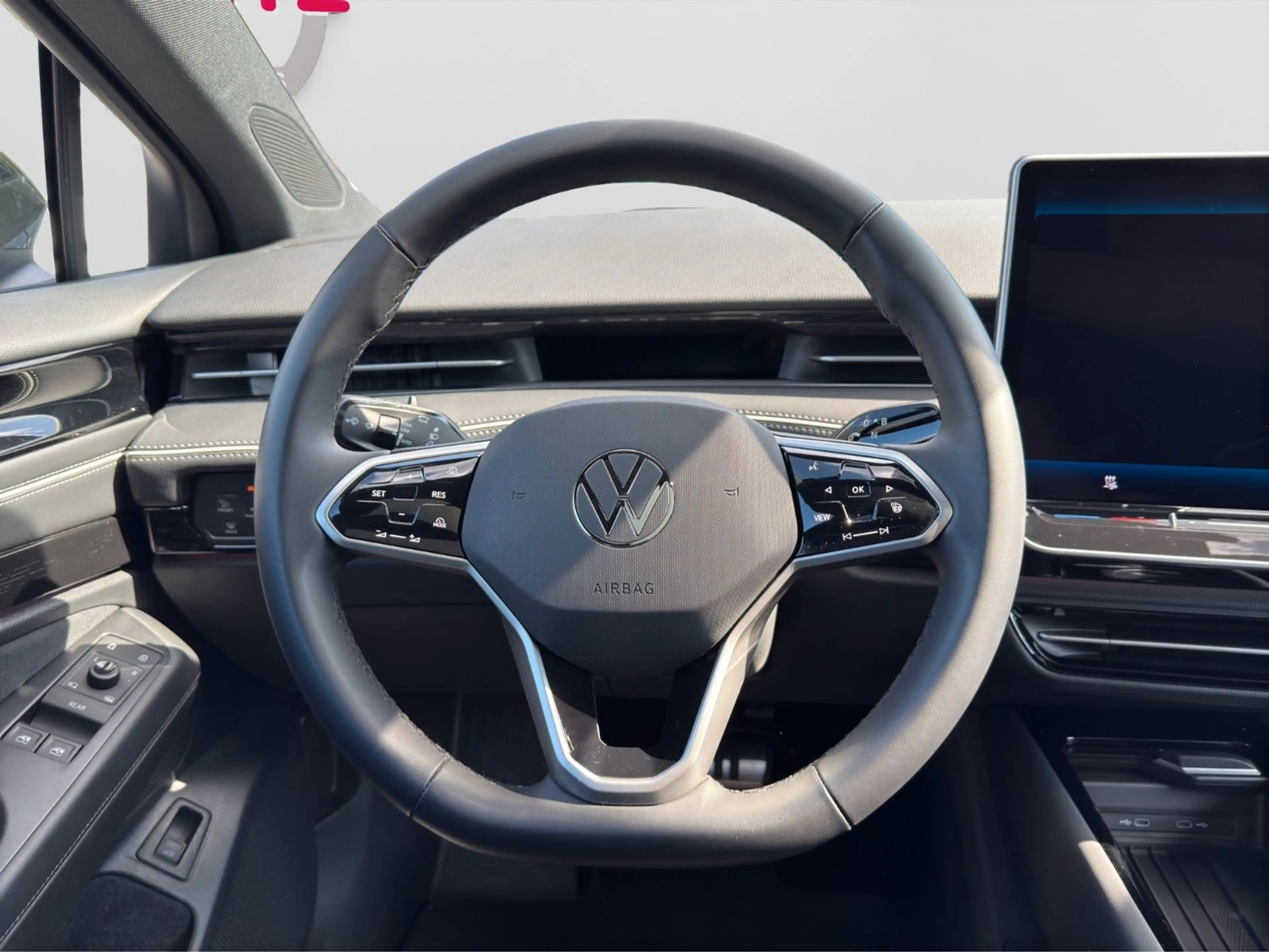 Volkswagen ID.7 Tourer Pro S 210 kW I AHK PANO HUD IQ.LIGHT — photo 12