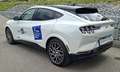 Ford Mustang Mach-E 99kWh Extended Range AWD GT Weiß - thumbnail 4