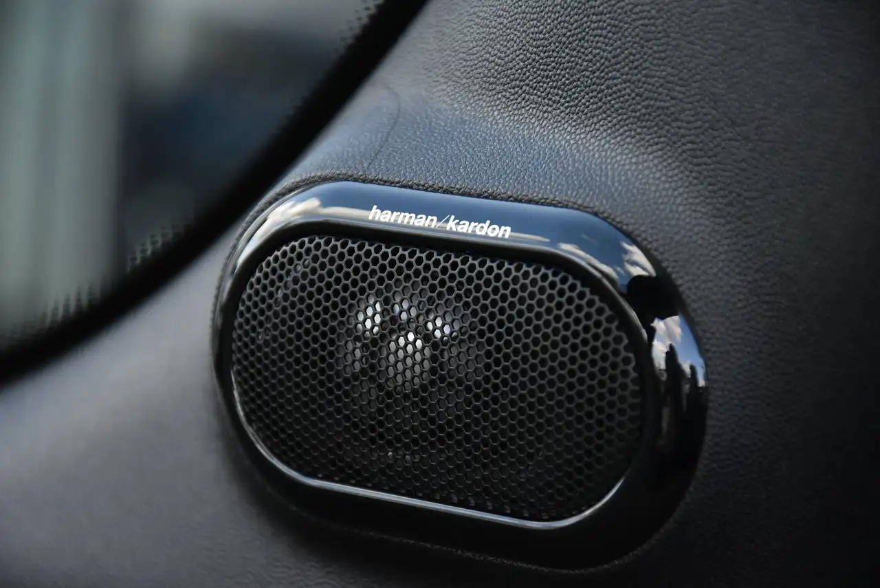 MINI Cooper Cabriolet 2.0AS Cooper S OPF DCT*HEAD-UP*HARMAN-KARDON*CAMERA*LEDER*FULL*, миниатюра 16