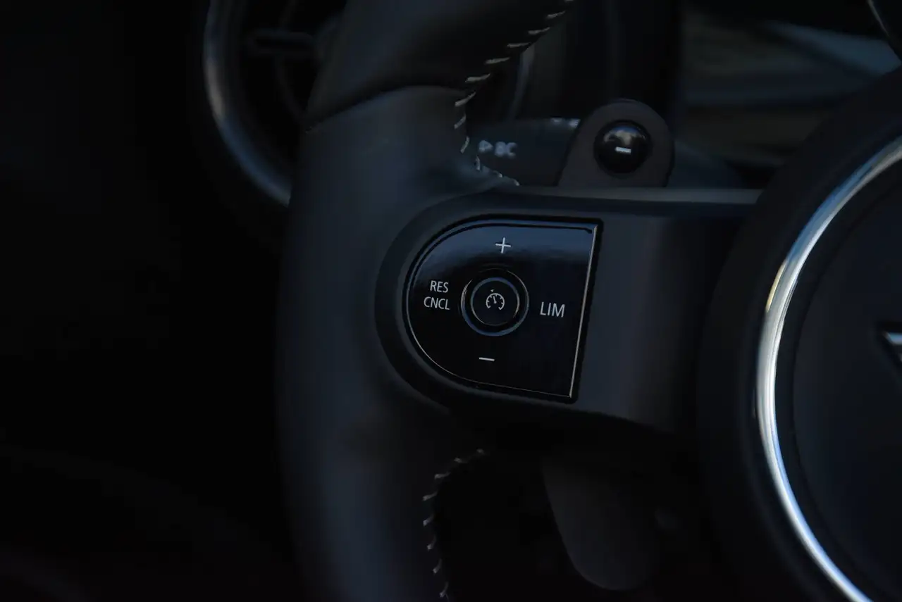 MINI Cooper Cabriolet 2.0AS Cooper S OPF DCT*HEAD-UP*HARMAN-KARDON*CAMERA*LEDER*FULL*, миниатюра 20