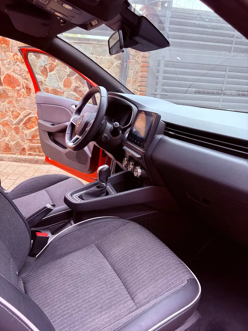 Renault Clio Clio TCe GPF Zen EDC 96kW Zen Naranja - 1