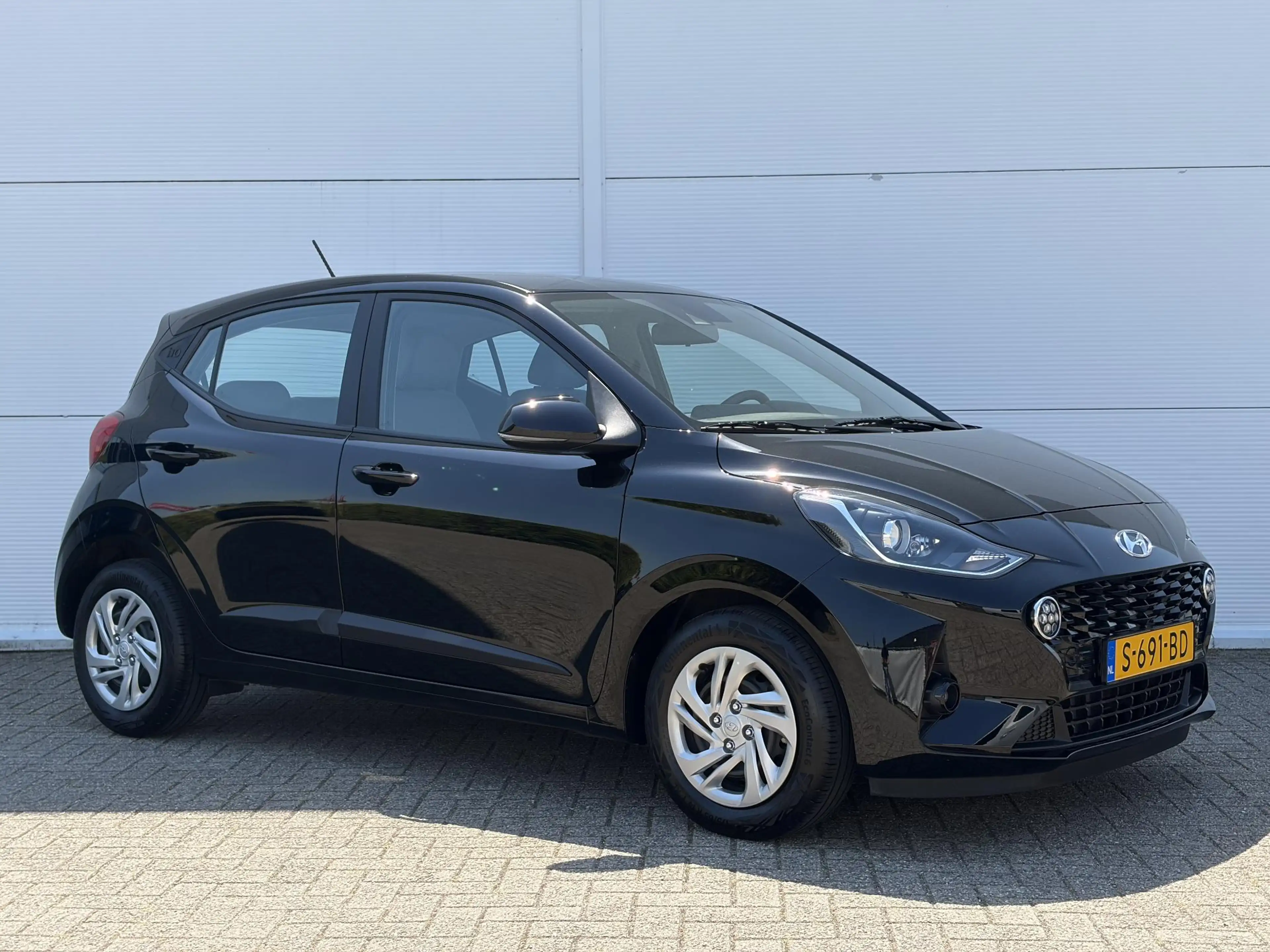 Hyundai i10 1.0 Premium / Airco / Apple Carplay/Android Auto / — photo 17