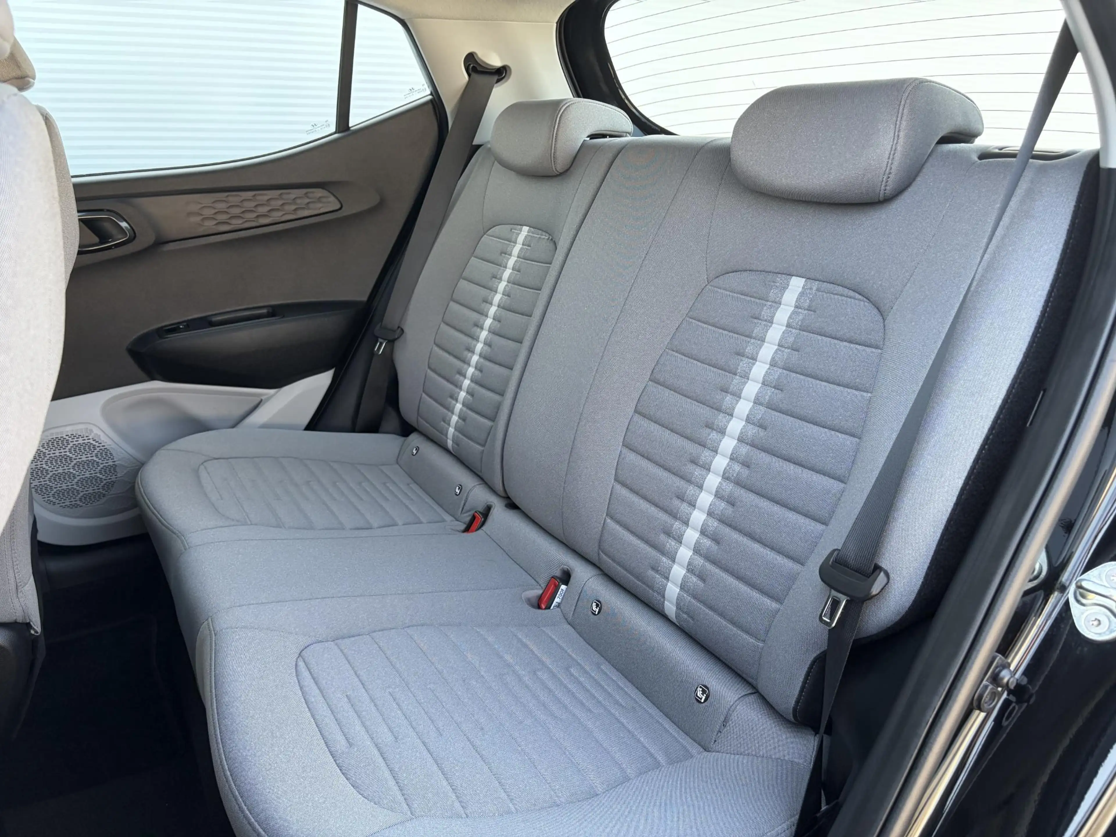 Hyundai i10 1.0 Premium / Airco / Apple Carplay/Android Auto / — photo 6