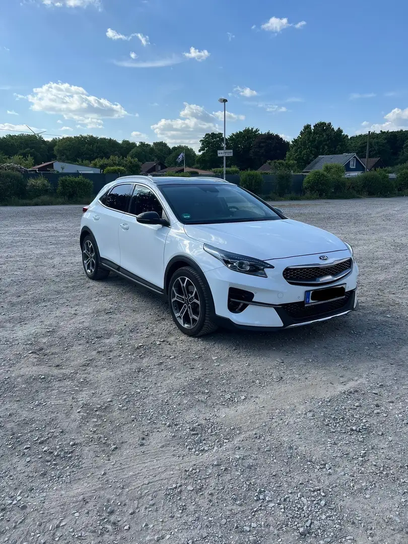 Kia XCeed Platinum Edition - 1