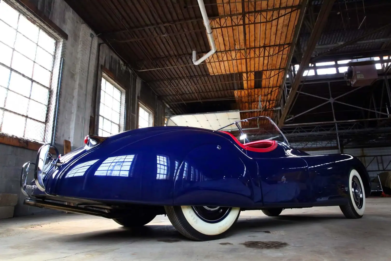 Jaguar XK XK120 Roadster OTS - Pacific Blue Blau - 2