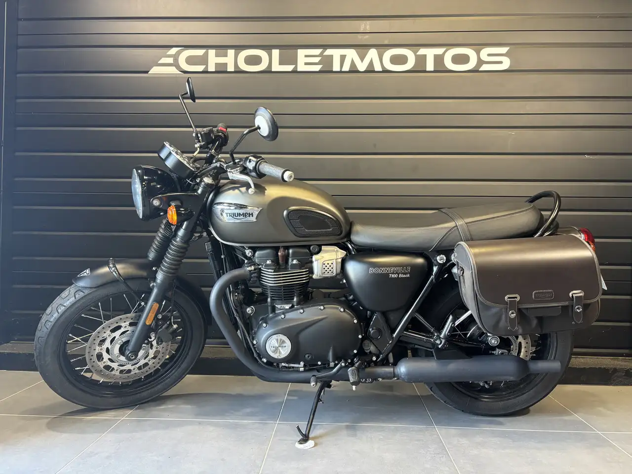 Triumph Bonneville T100