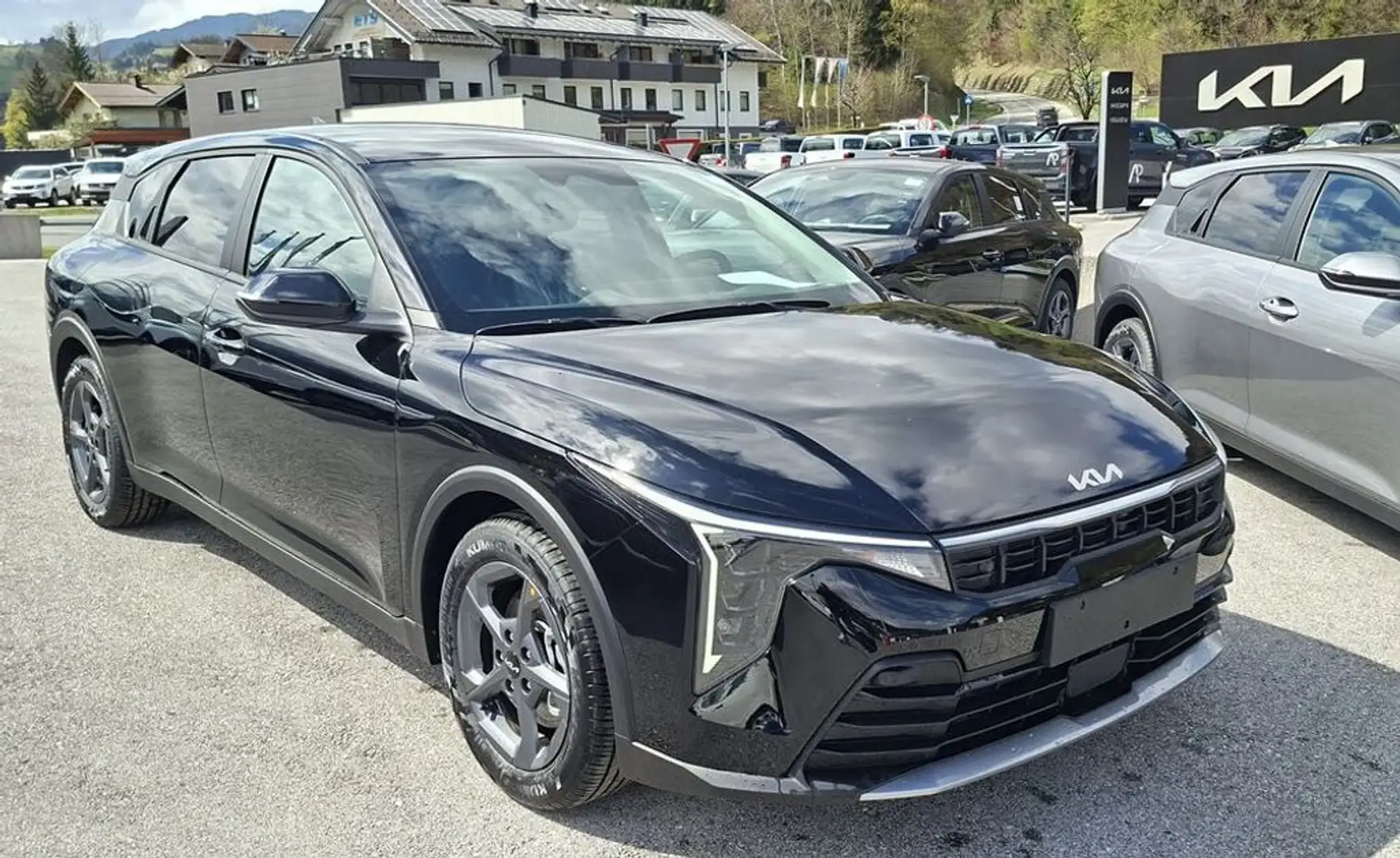 Kia K4 1,0 TGDI 48V Silber DCT Schwarz - 1