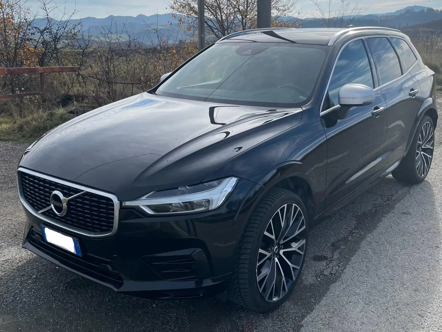 Volvo XC60 XC60 2.0 d5 R-design c21 awd geartronic Nero - 2