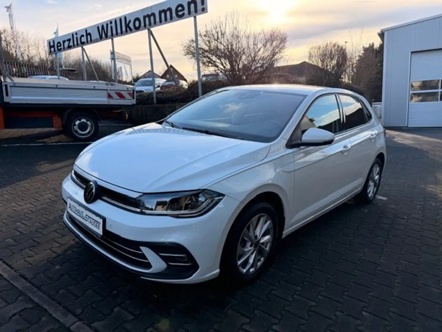 Volkswagen Polo 1.0 TSI Style *IQ-Drive*IQ-Light*ACC*App-Connect* Weiß - 1