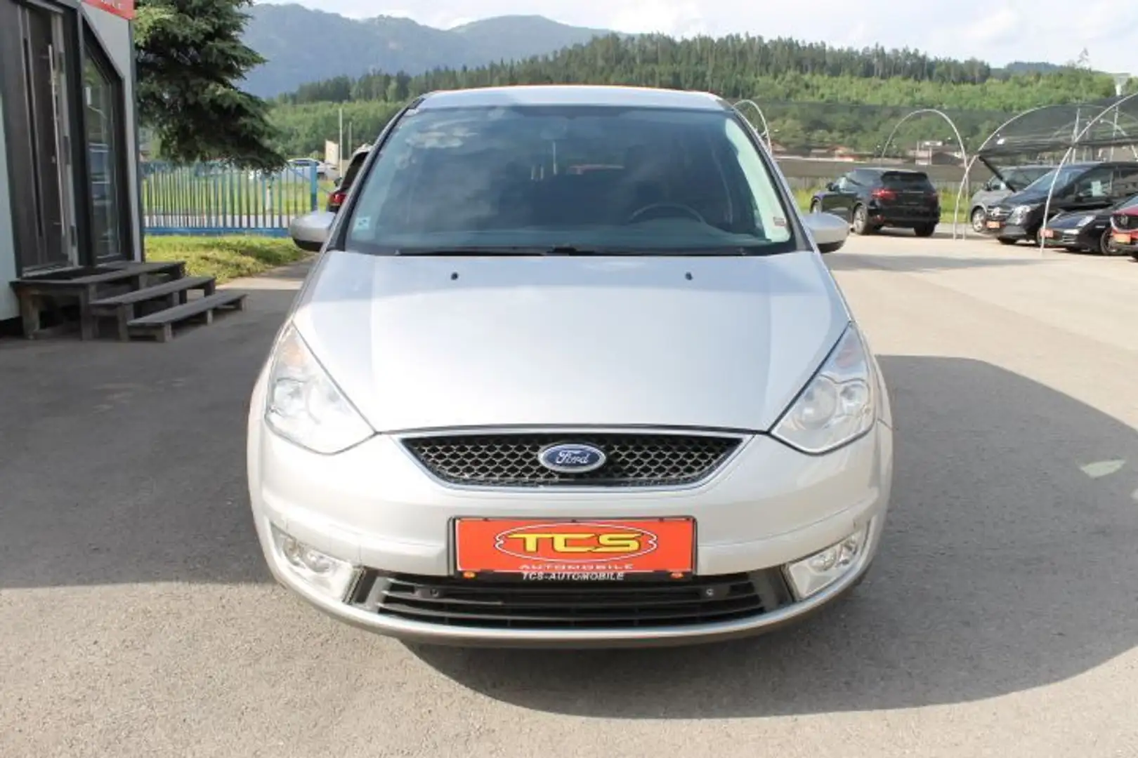 Ford Galaxy Trend 2,0 TDCi DPF*7Sitze*** Silber - 2