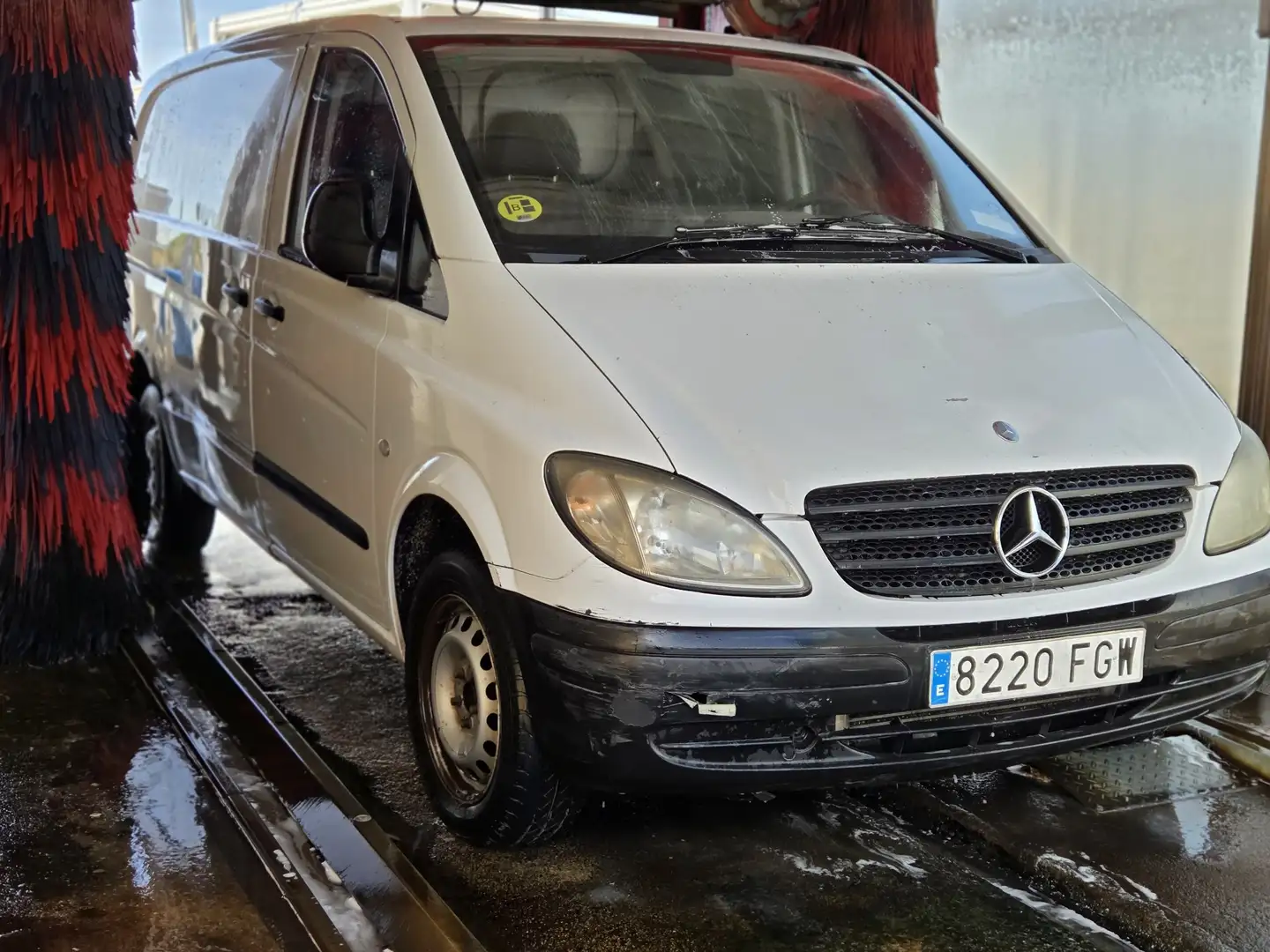 Mercedes-Benz Vito Furgón 111CDI Basica Larga - 1