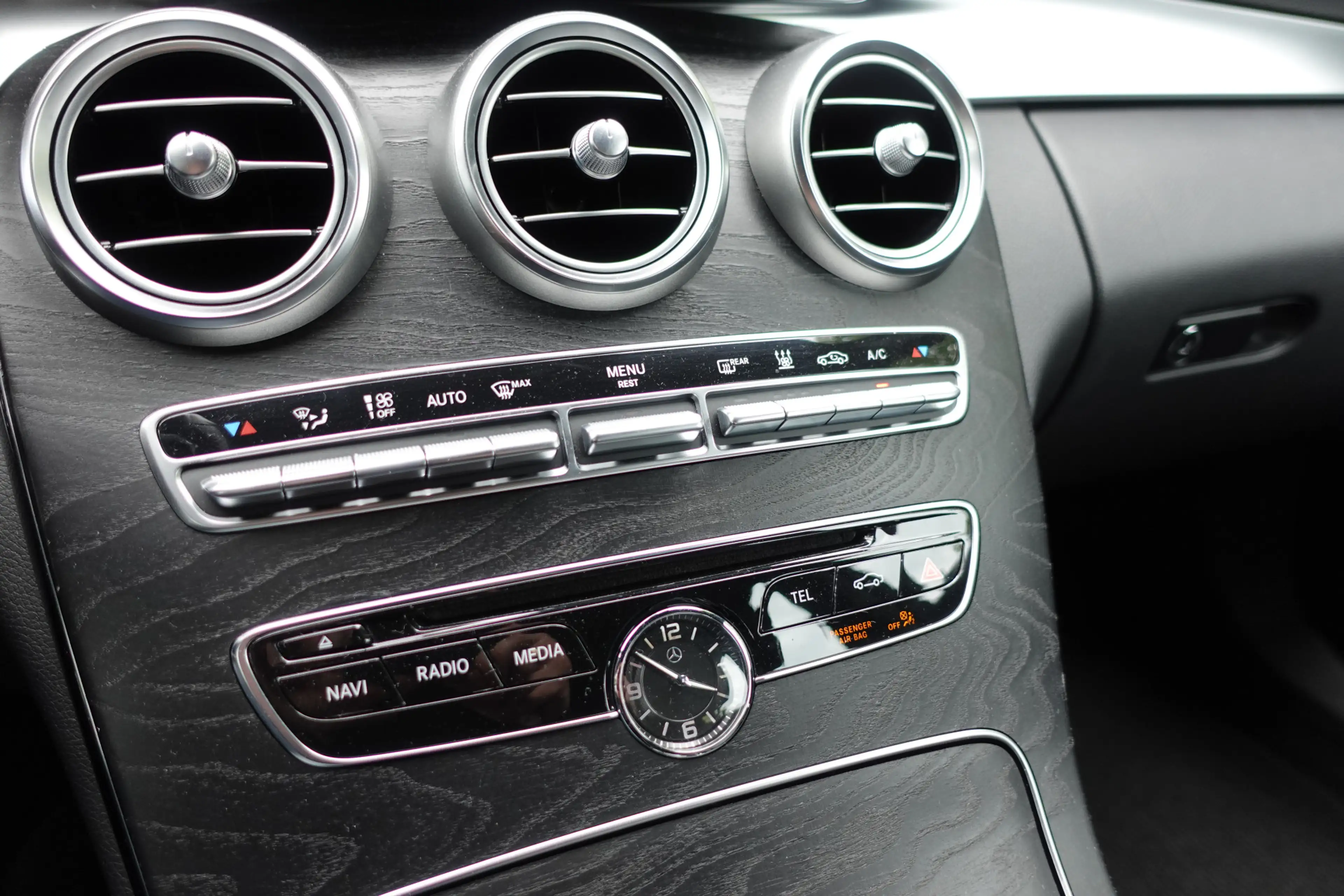 Mercedes-Benz C 350 Estate e Lease Edition Plus | Luchtvering | Trekha — photo 35