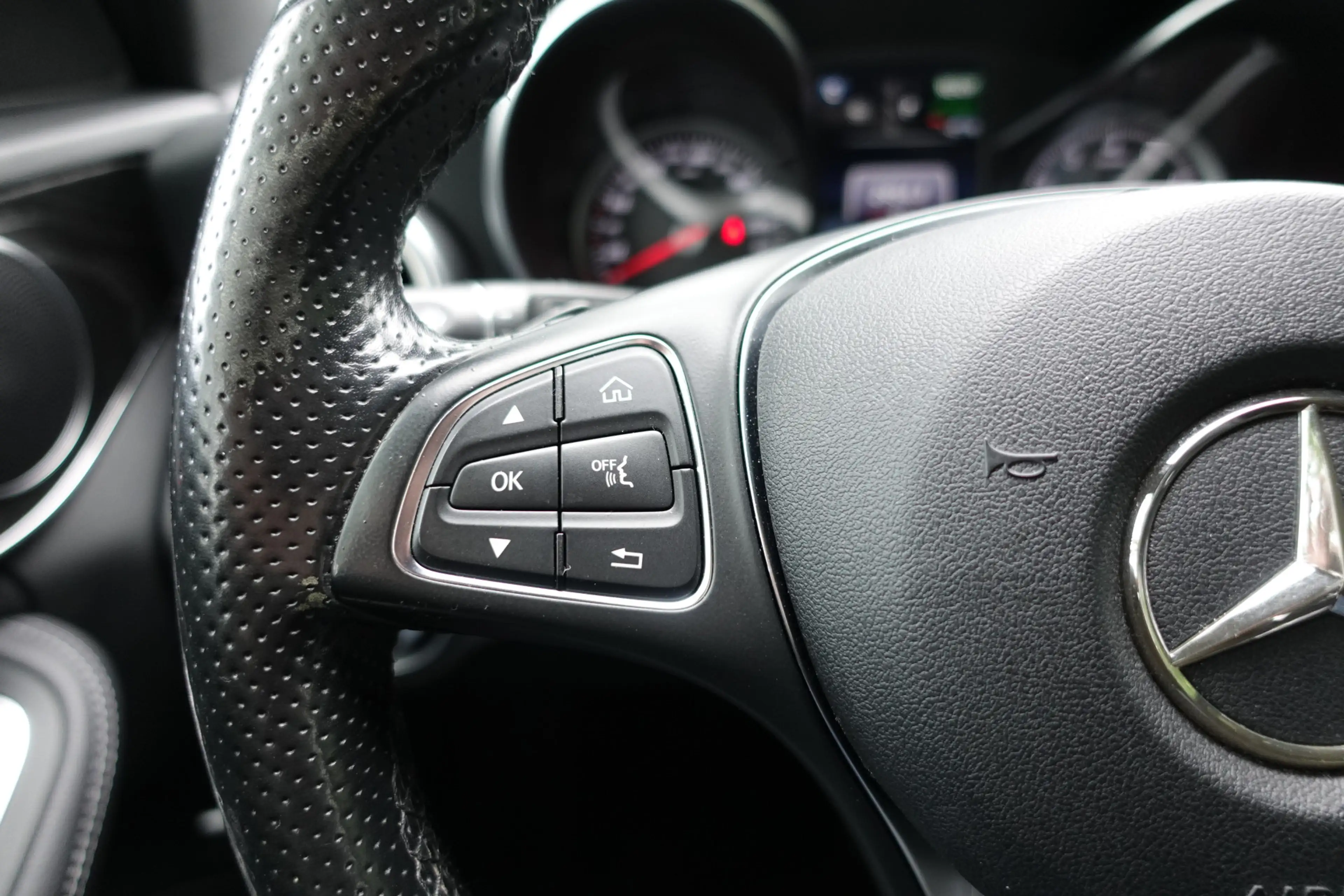 Mercedes-Benz C 350 Estate e Lease Edition Plus | Luchtvering | Trekha — photo 33