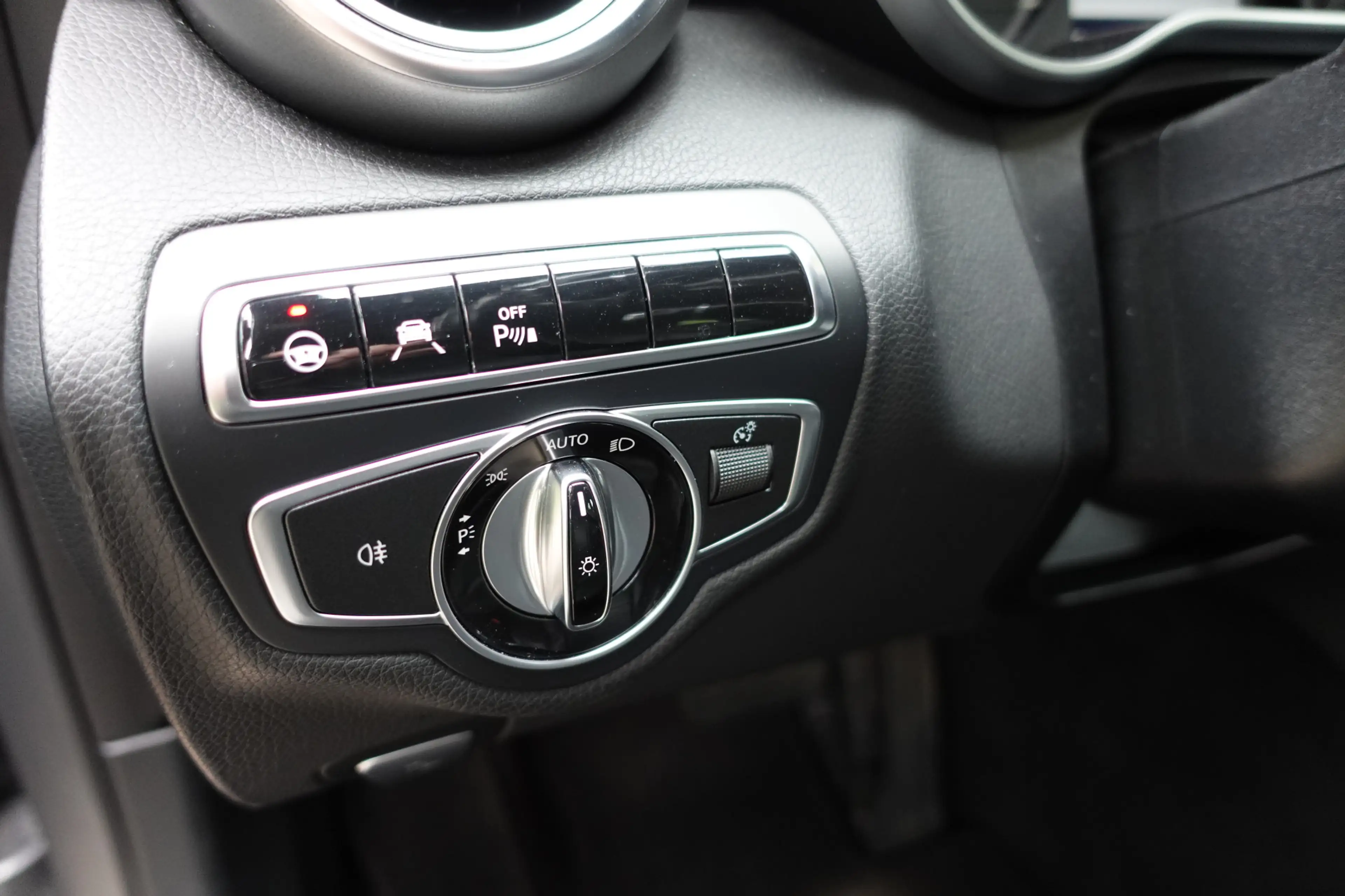 Mercedes-Benz C 350 Estate e Lease Edition Plus | Luchtvering | Trekha — photo 26