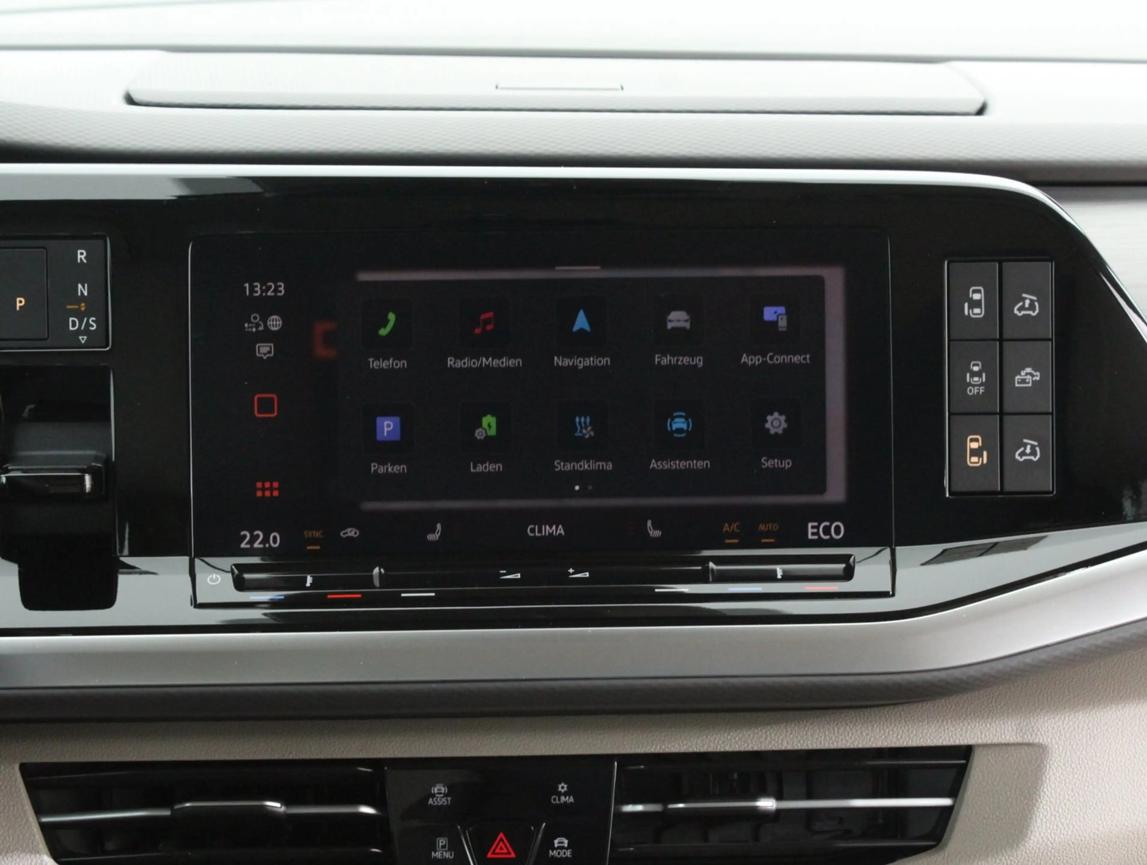 Volkswagen T7 California VW T7 California Ocean eHybrid 180 kW 4M — photo 9