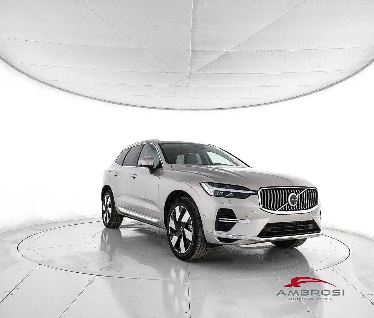 Volvo XC60 T6 AWD Plug-in hybrid Elettrica/Benzina Plus Brigh Marrone - 2