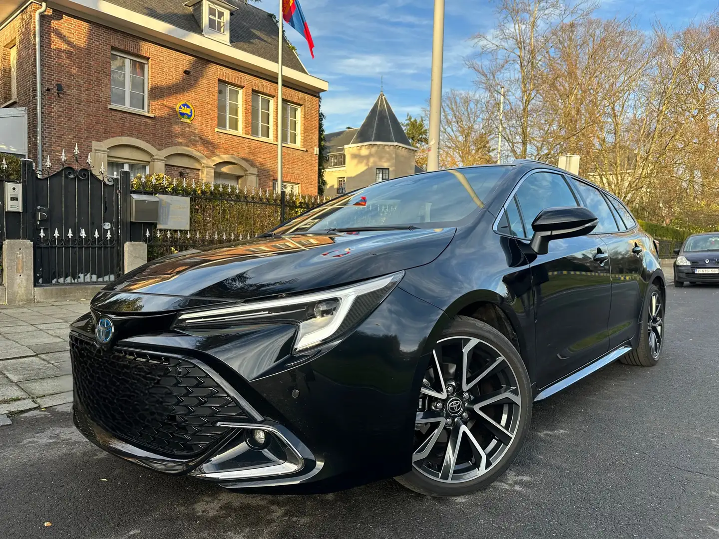 Toyota Corolla Hybrid TS 1.8  PREMIUM *FULL... Noir - 1