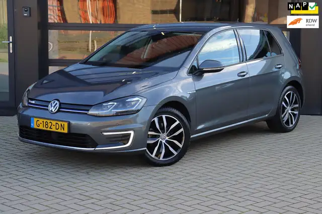 Volkswagen e-Golf E-Golf |NAP | SOH 90% | Camera | Virtual Cockpit |