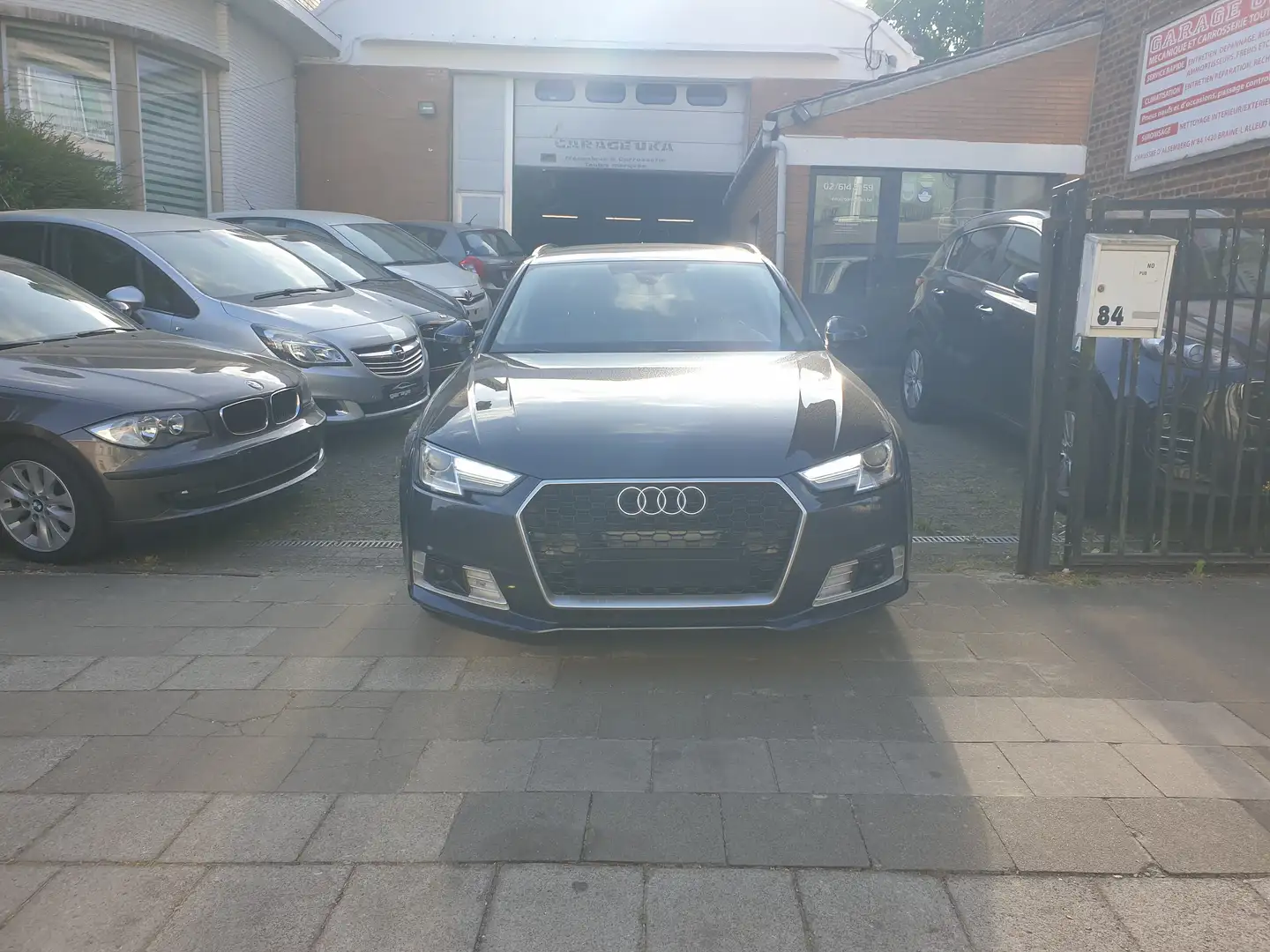 Audi A4 Avant 2.0 TDi ultra S tronic Gris - 1