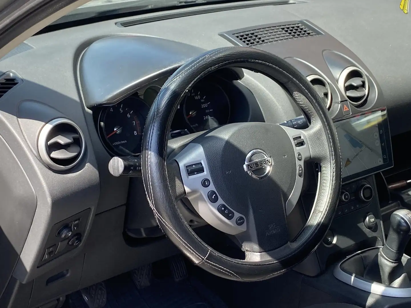 Nissan Qashqai 1.6 Acenta - Navigatie I Airco I PDC I Achteruit r Grijs - 2