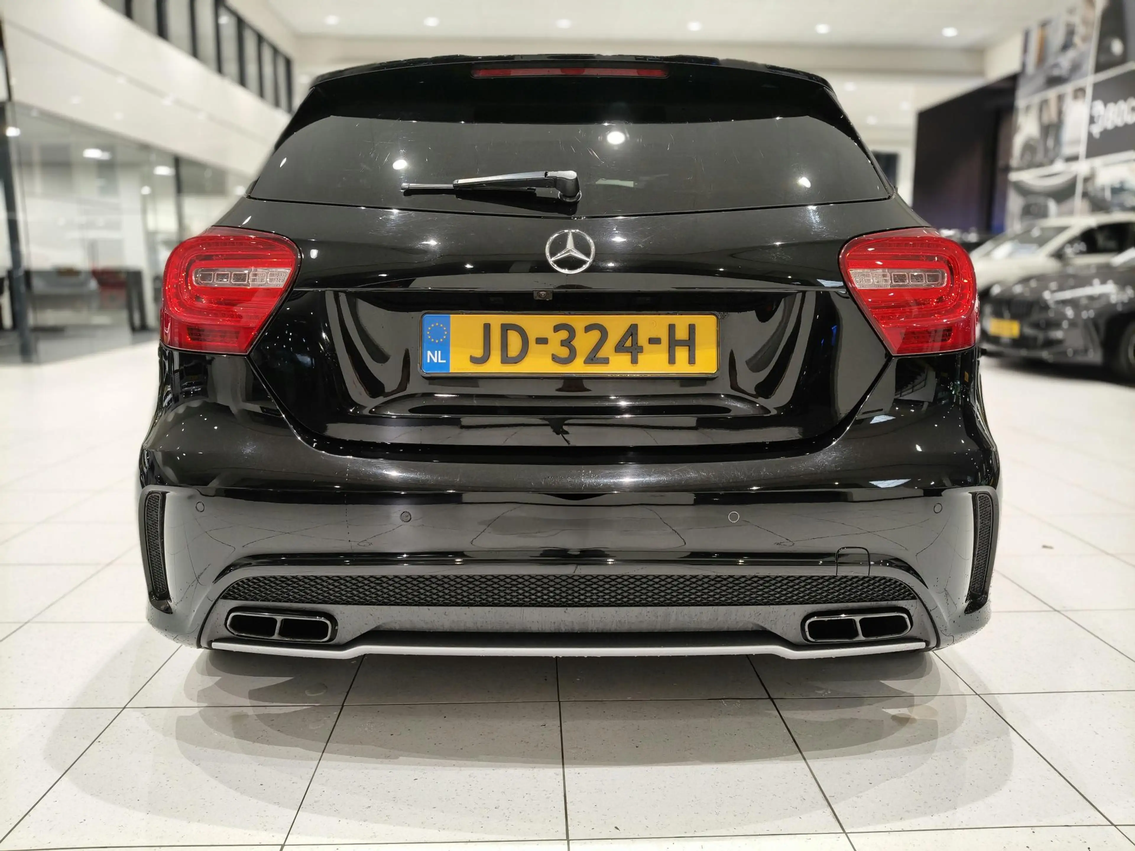 Mercedes-Benz A 45 AMG 4MATIC AMG Sportstoelen Preformance | Apple Carpl — photo 15