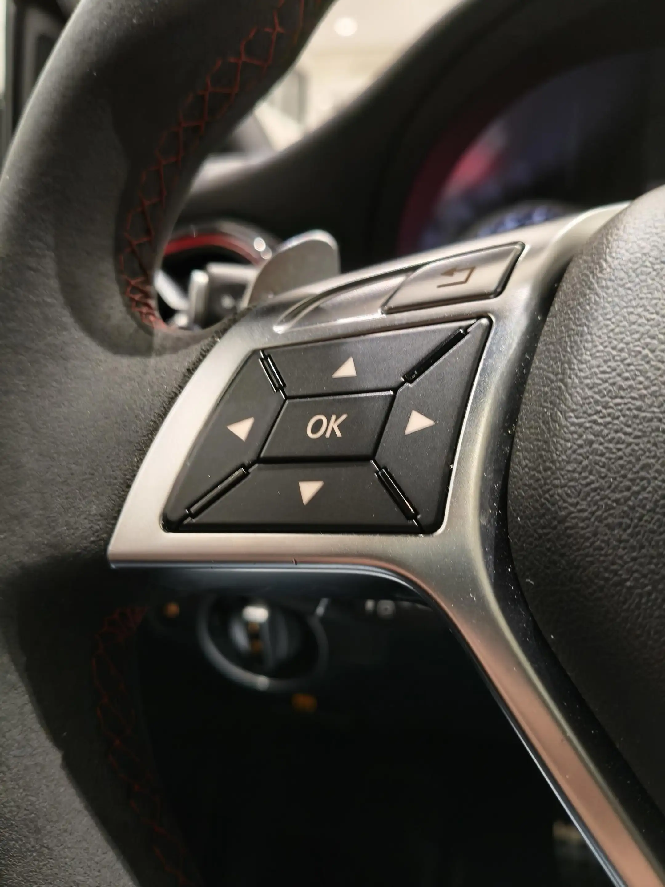 Mercedes-Benz A 45 AMG 4MATIC AMG Sportstoelen Preformance | Apple Carpl — photo 17