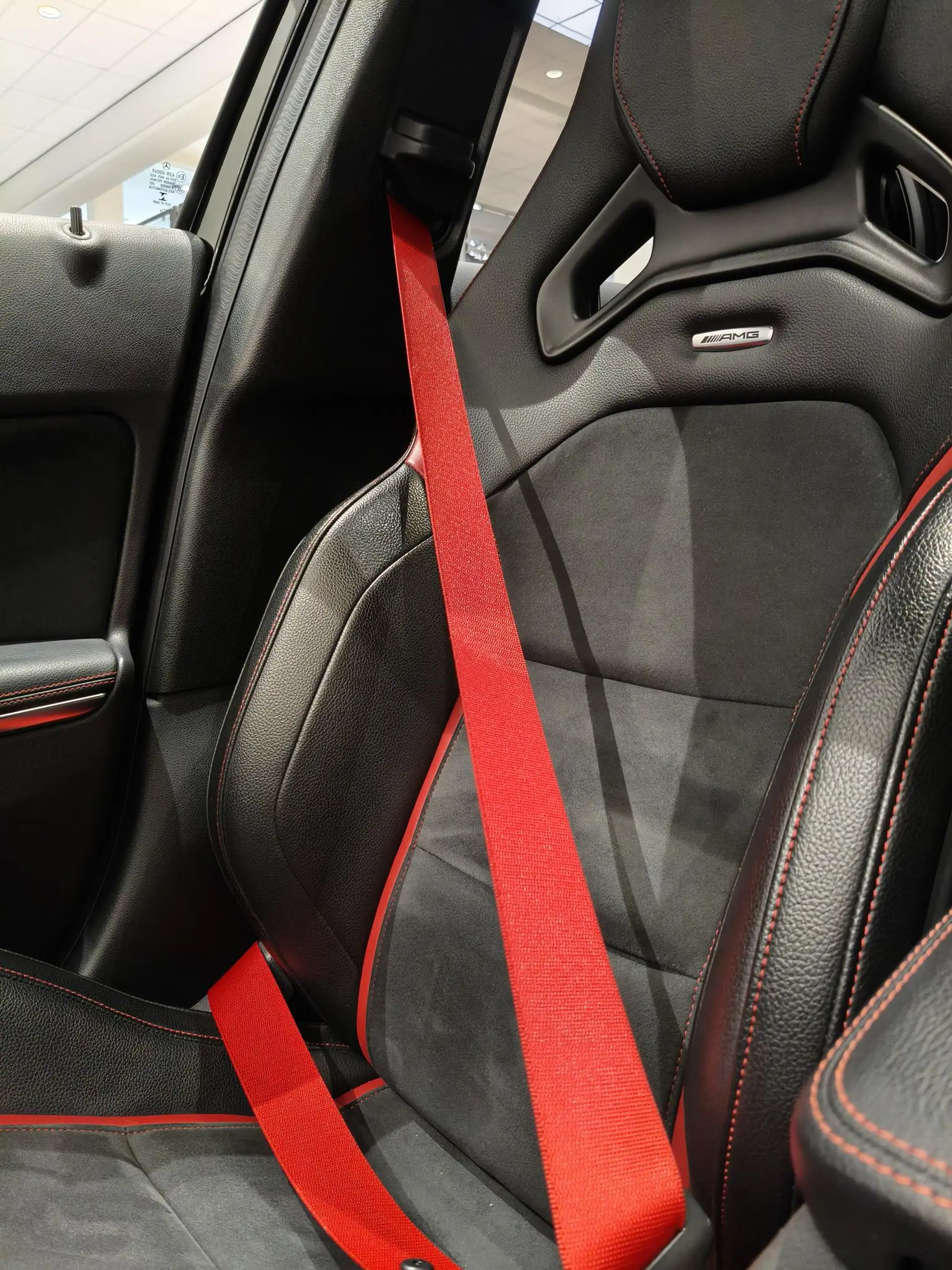 Mercedes-Benz A 45 AMG 4MATIC AMG Sportstoelen Preformance | Apple Carpl — photo 24