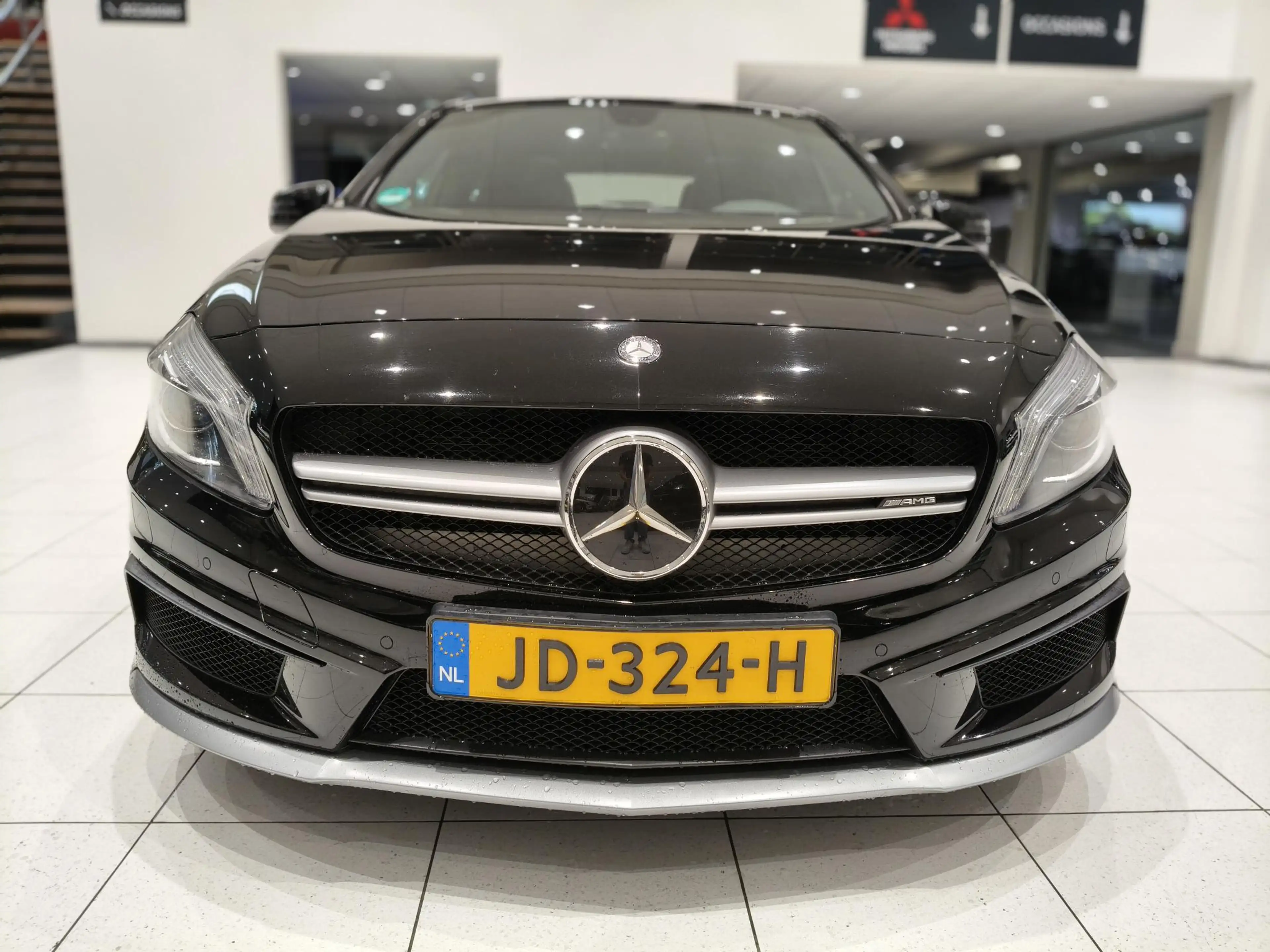 Mercedes-Benz A 45 AMG 4MATIC AMG Sportstoelen Preformance | Apple Carpl — photo 14