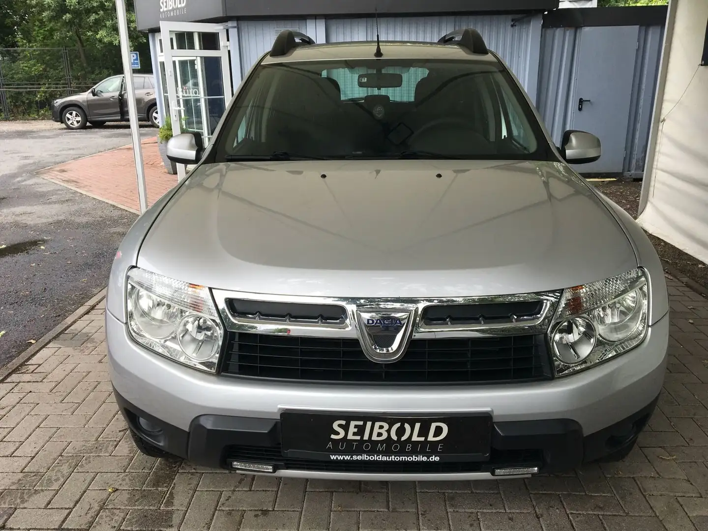 Dacia Duster I 1.5dCi Prestige 4x2/Leder/Bluetooth/PDC Silber - 2