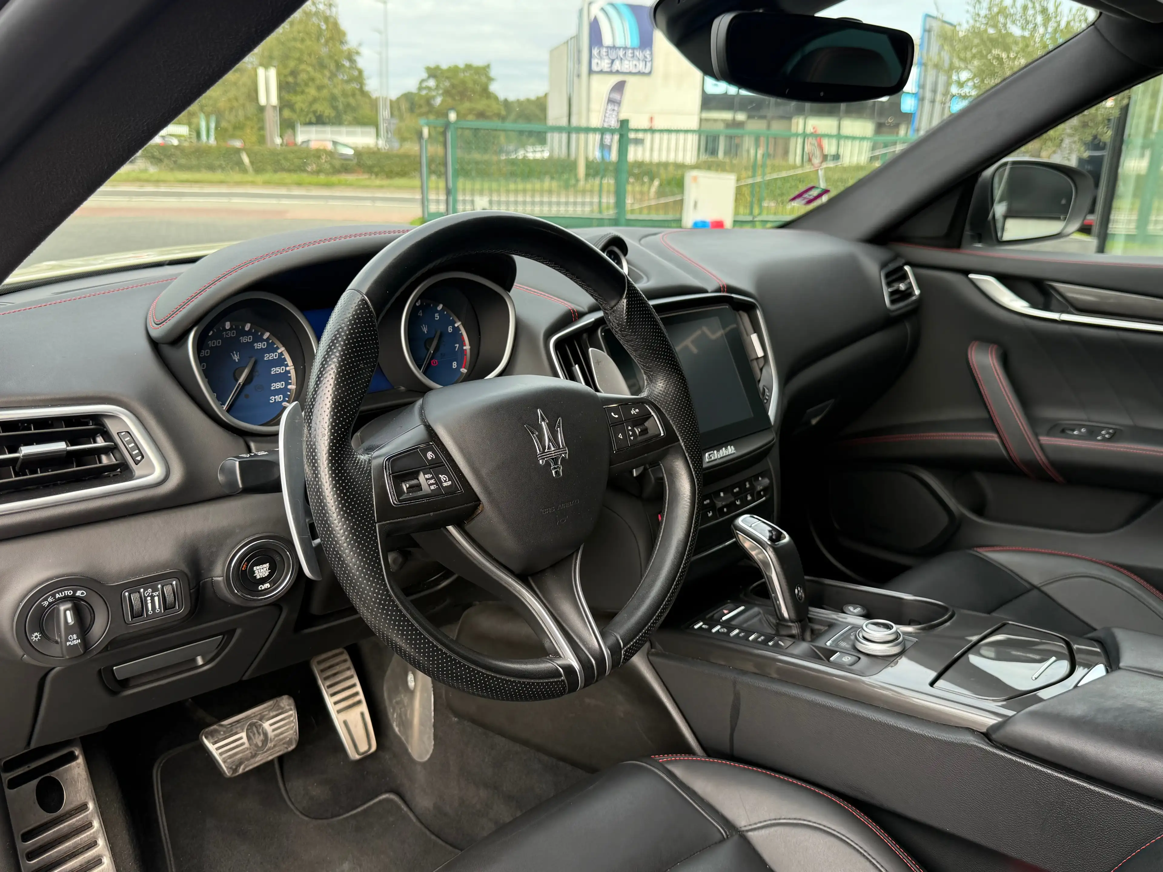 Maserati Ghibli 3.0 V6 BiTurbo GranSport Full option !! — photo 10