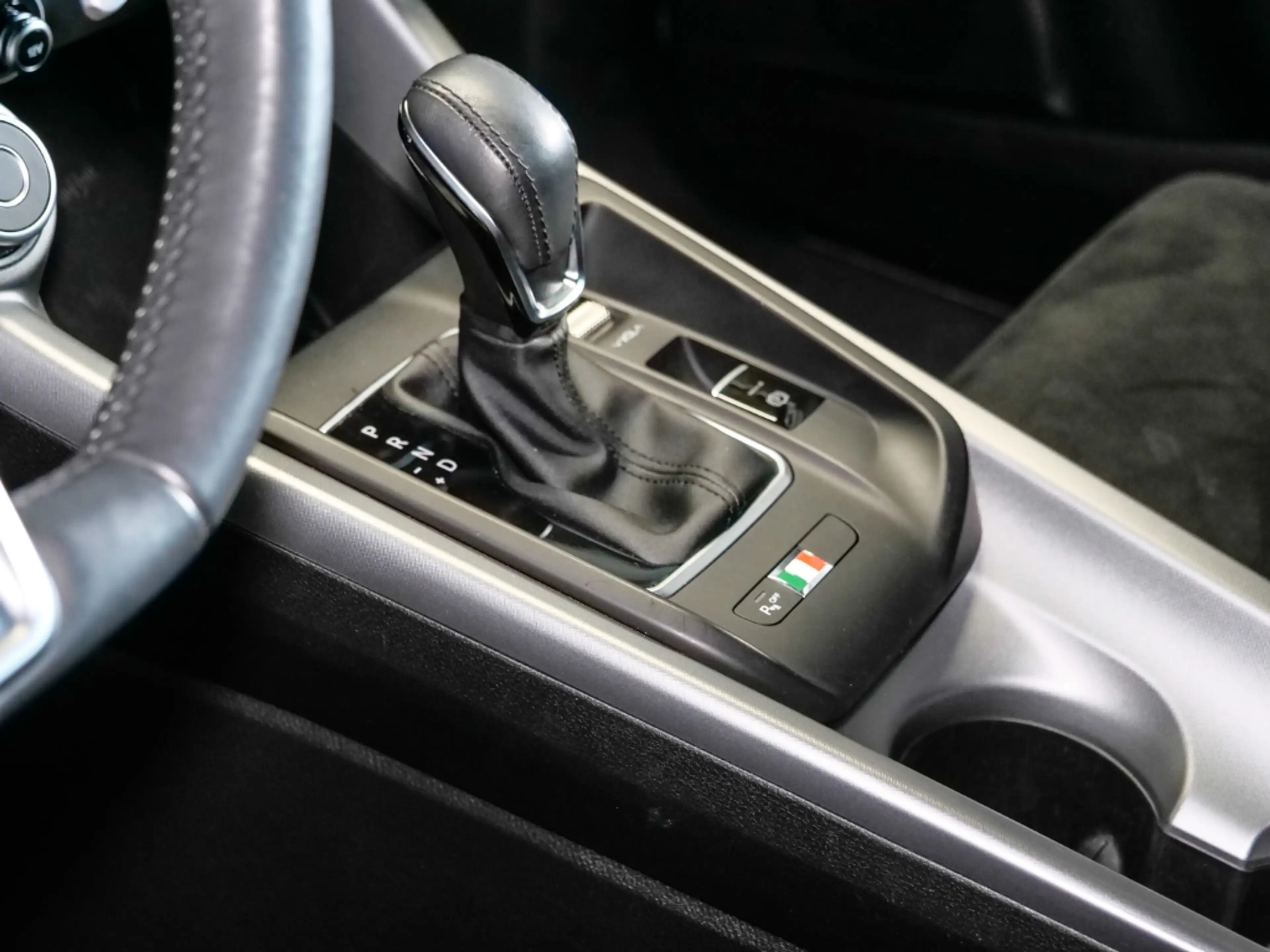 Alfa Romeo Tonale Edizione Speciale LED Sperrdiff. ACC El. Heckklapp — photo 15