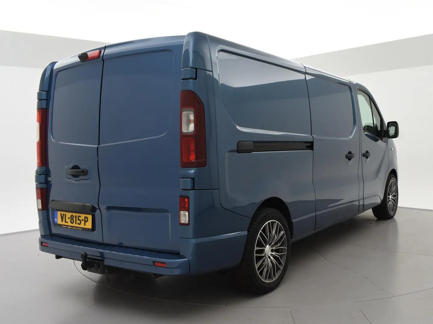 Opel Vivaro 1.6 CDTI 120 PK L2H1 PANORAMA BLUE + 18 INCH LMV + Blauw - 2