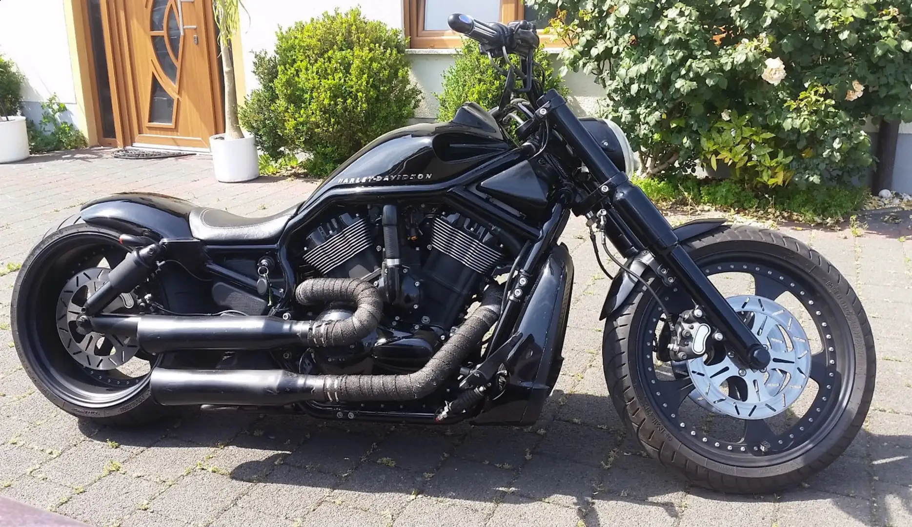 Harley-Davidson Night Rod Black - 2