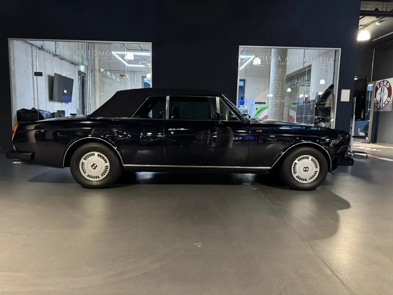 Bentley Continental Convertible / Cabrio V8 6,75 L, foto 4