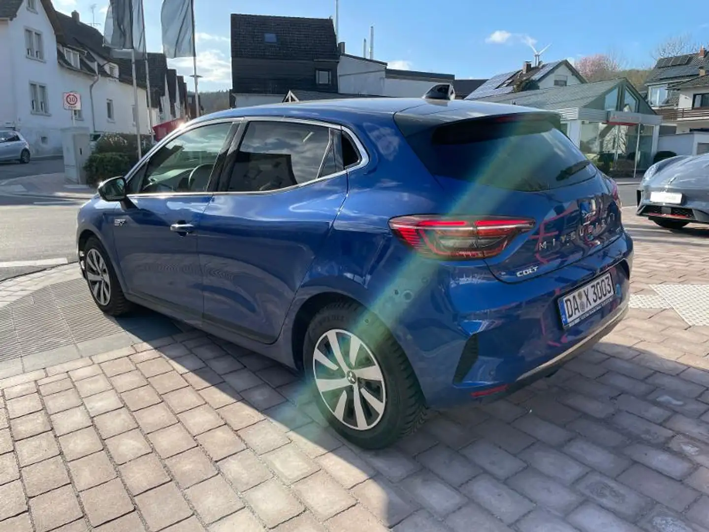 Mitsubishi Colt TOP 1.6 Hybrid Navi - SHz - 360 Kamera Bleu - 2