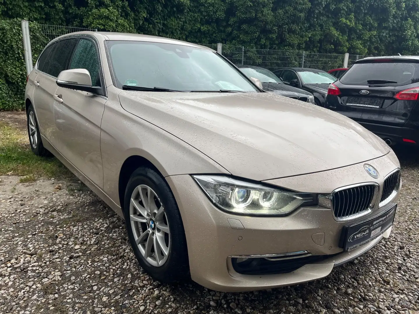 BMW 320 Baureihe 3 Touring 320 d Silber - 2
