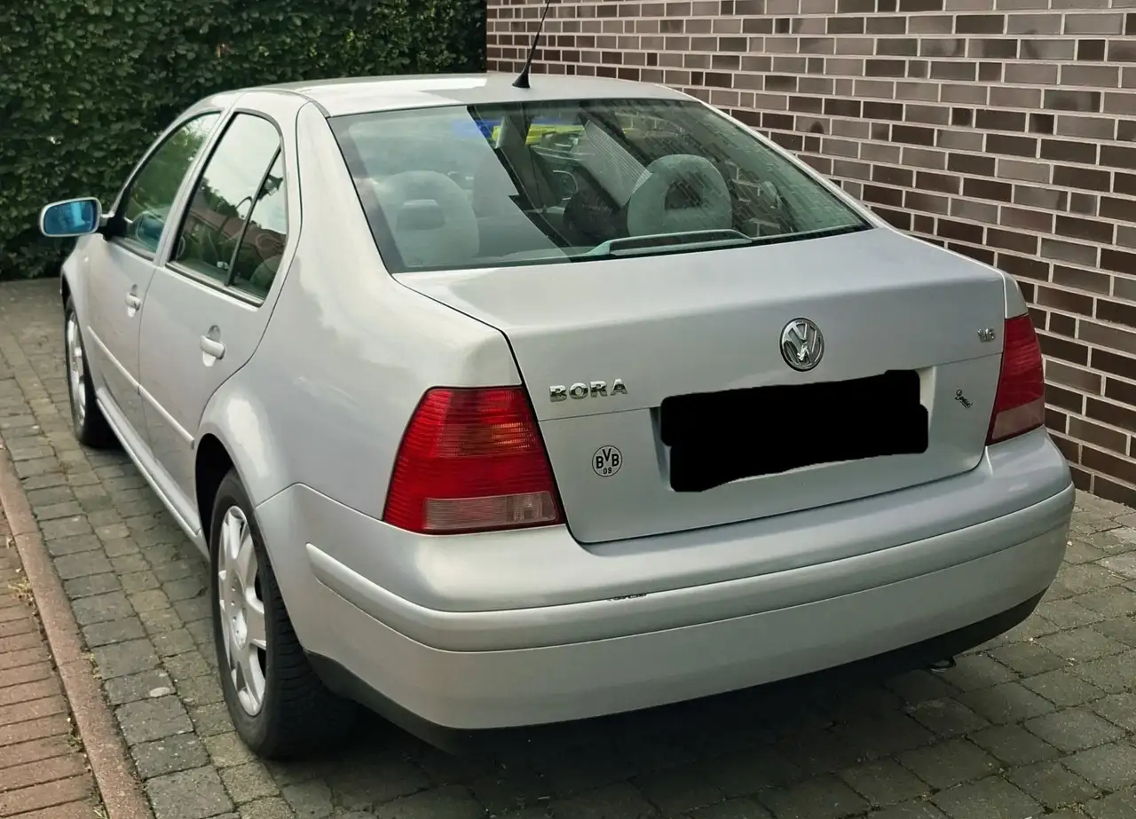 Volkswagen Bora 1.6, foto 3