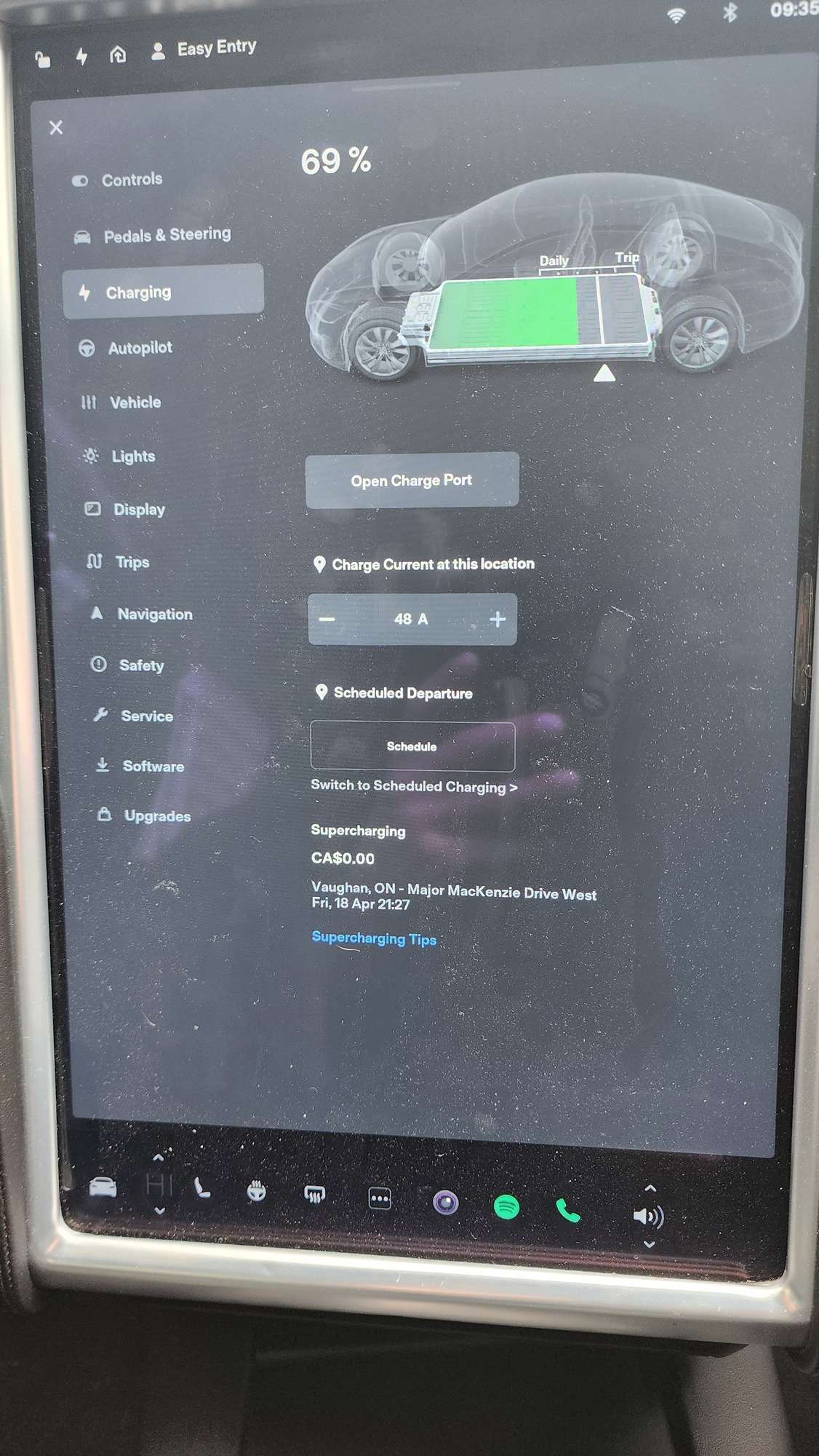 2016 Tesla Model S 75D thumb 10
