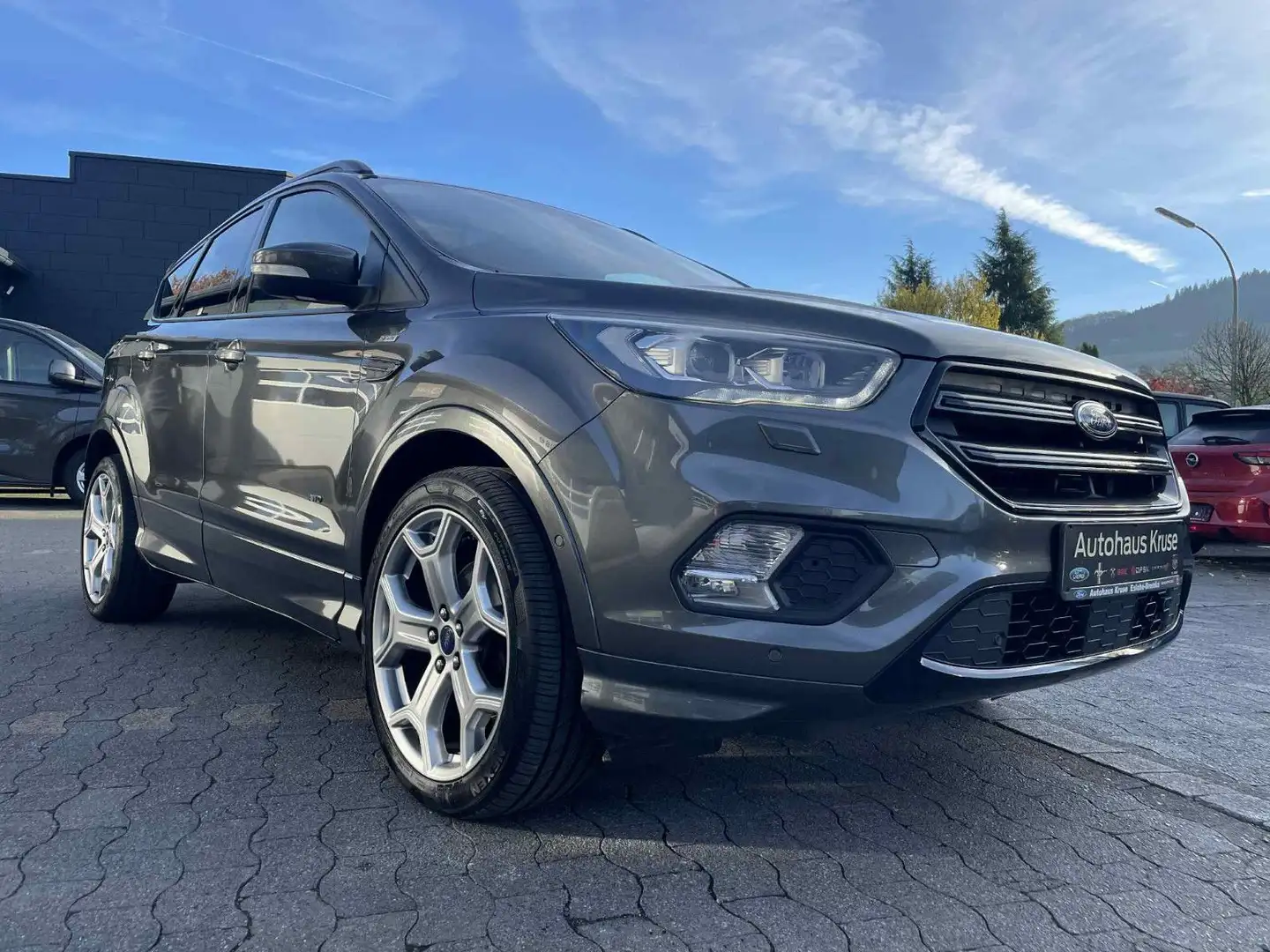 Ford Kuga 2,0 TDCi 4x4 132kW ST-LineAut. AHK+Panorama Gris - 2