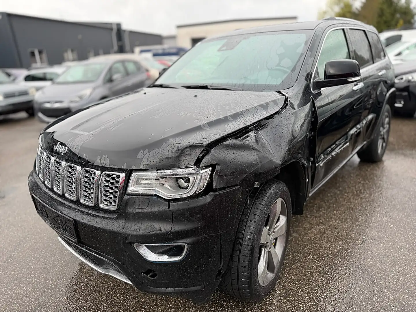 Jeep Grand Cherokee 3,0 V6 CRD Overland Schwarz - 2
