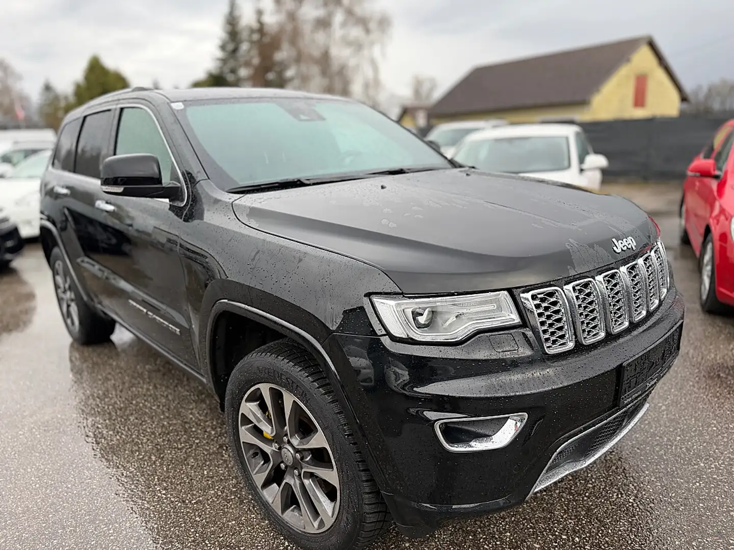 Jeep Grand Cherokee 3,0 V6 CRD Overland Schwarz - 1