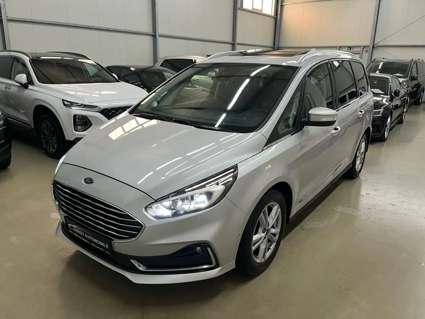 Ford Galaxy Titanium AWD 7.Sitzer AHK Kamer Vor+Hi Pa Argent - 1
