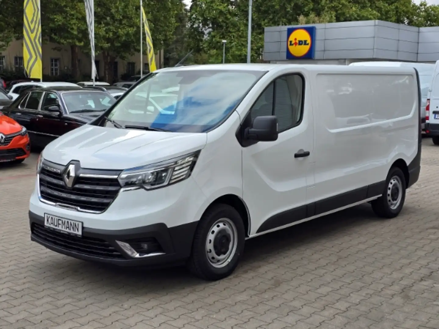 Renault Trafic Kasten L2H1 3,0t Komfort 2.0 BLUE dCi 110 E Weiß - 1