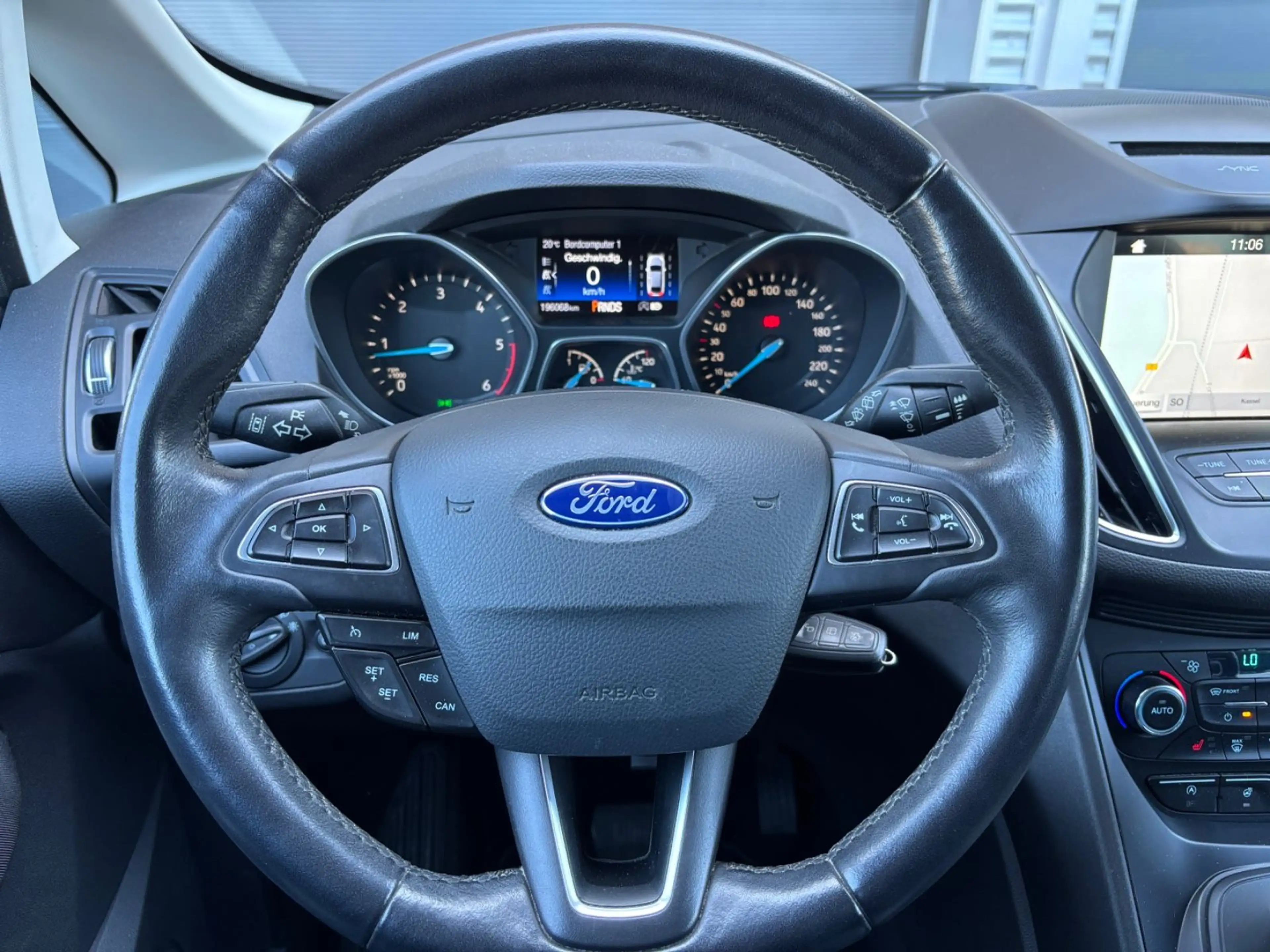Ford Grand C-Max Grand C-MAX Cool & Connect/Kamera/Navi/Automatik — photo 12