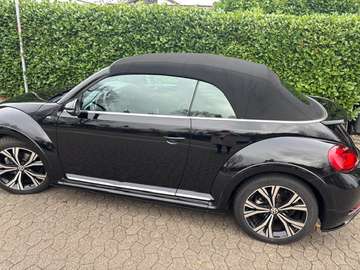 The Beetle Cabriolet 1.4 TSI (BlueMotion Tech) R-L