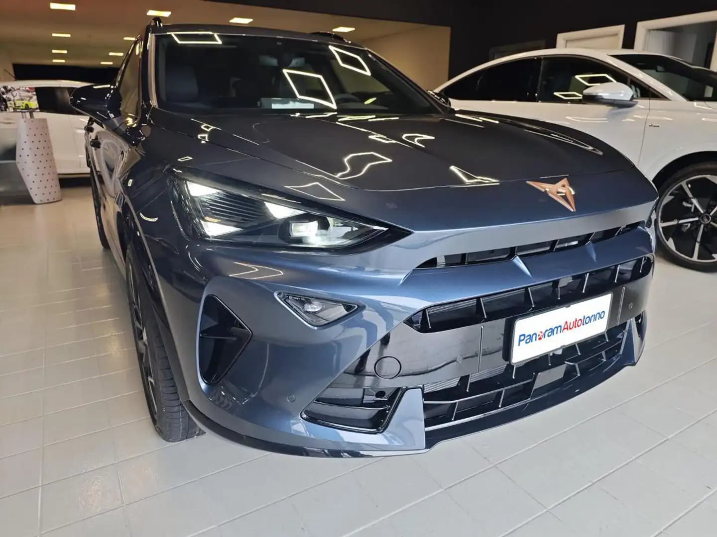 CUPRA Formentor 1.5 Hybrid DSG+pack Edge Nuova!!!! Blu/Azzurro - 2
